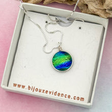 Charger l'image dans la galerie, Collier Pendentif zébré bleu vert or - technique Murano