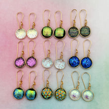 Charger l'image dans la galerie, Lot2 de 9 Boucles d'oreilles en verre dichroique