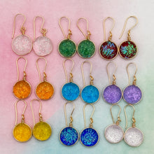 Charger l'image dans la galerie, Lot3 de 9 Boucles d'oreilles en verre dichroique