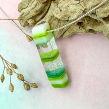 Charger l'image dans la galerie, Pendentif Trait Abstrait