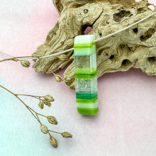 Charger l'image dans la galerie, Pendentif Trait Abstrait