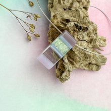 Charger l'image dans la galerie, Pendentif Trait Abstrait