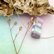 Charger l'image dans la galerie, Pendentif Trait Abstrait