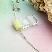 Charger l'image dans la galerie, Pendentif Trait Abstrait