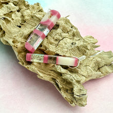 Charger l'image dans la galerie, Boucle d'oreille Trait Abstrait