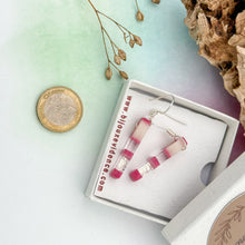 Charger l'image dans la galerie, Boucle d'oreille Trait Abstrait