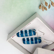 Charger l'image dans la galerie, Boucle d'oreille Trait Abstrait