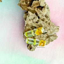 Charger l'image dans la galerie, Boucle d'oreille Trait Abstrait