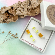 Charger l'image dans la galerie, Boucle d'oreille Trait Abstrait