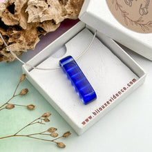 Charger l'image dans la galerie, Pendentif Trait Abstrait