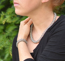 Charger l'image dans la galerie, Bijoux-Evidence-Collection-Renaissance-Perle-Verre-Nacre-Argent