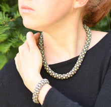 Charger l'image dans la galerie, Bijoux-Evidence-Collection-Renaissance-Perle-Verre-Vert-Unakite-Argent