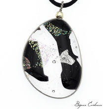 Charger l'image dans la galerie, Bijoux-evidence-verre-technique-murano-florence-buhler-atelier-art-france-artisan-createur-cosmos-pendentif-collier
