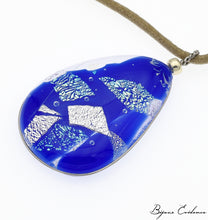 Charger l'image dans la galerie, Bijoux-evidence-verre-technique-murano-florence-buhler-atelier-art-france-artisan-createur-cosmos-pendentif-collier