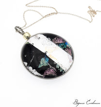 Charger l'image dans la galerie, Bijoux-evidence-verre-technique-murano-florence-buhler-atelier-art-france-artisan-createur-cosmos-pendentif-collier