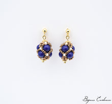 Charger l'image dans la galerie, Bijoux-artisan-createur-atelier-art-france-histoire-bijoux-evidence-florence-buhler-Renaissance-Moyen-Age-Boucle-Oreille-perle-lapis-or