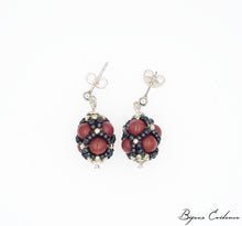 Charger l'image dans la galerie, Bijoux-artisan-art-createur-france-bijoux-evidence-florence-buhler-Renaissance-Moyen-Age-Boucle-Oreille