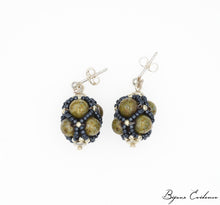 Charger l'image dans la galerie, Bijoux-artisan-art-createur-france-bijoux-evidence-florence-buhler-Renaissance-Moyen-Age-Boucle-Oreille