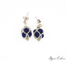 Charger l'image dans la galerie, Bijoux-artisan-createur-atelier-art-france-histoire-bijoux-evidence-florence-buhler-Renaissance-Moyen-Age-Boucle-Oreille-perle-lapis-argent