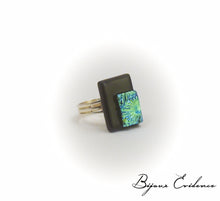 Charger l'image dans la galerie, Bijoux-verre-technique-artisan-art-createur-france-bijoux-evidence-florence-buhler-bauhaus