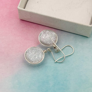 Boucles d'oreilles transparente argenté en verre dichroique - technique Murano