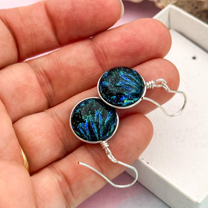 Boucles d'oreilles verre dichroïque noir bleu et vert - technique Murano