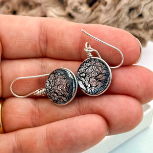 Boucles d'oreilles noir et argent- technique verre de Murano
