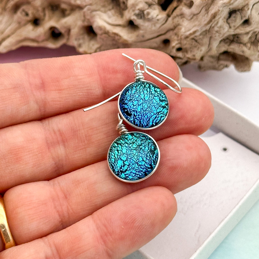 Boucles d'oreilles verre dichroique bleu vert changeant - verre de Murano