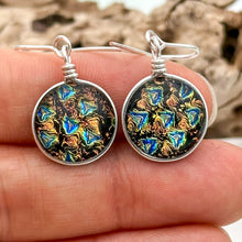 Charger l&#39;image dans la galerie, Boucles d&#39;oreilles en verre de Murano martelé couleurs chaudes
