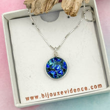 Charger l&#39;image dans la galerie, Collier Pendentif en verre de Murano dichroïque bleu

