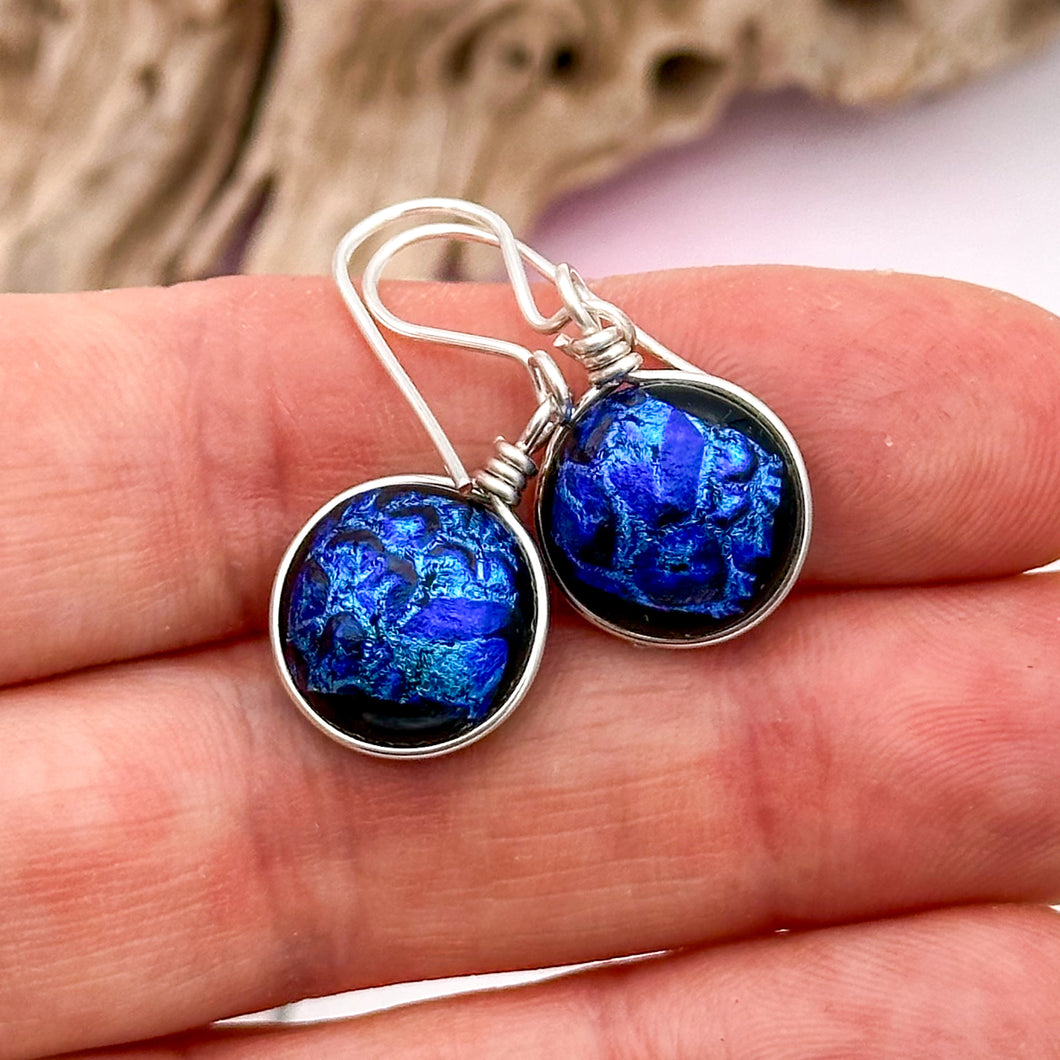 Boucles d'oreilles en verre dichroique dégradé bleu - technique Murano