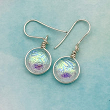 Charger l&#39;image dans la galerie, Boucles d&#39;oreilles en verre dichroique transparent or - technique Murano
