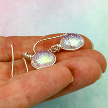 Charger l&#39;image dans la galerie, Boucles d&#39;oreilles en verre dichroique transparent or - technique Murano

