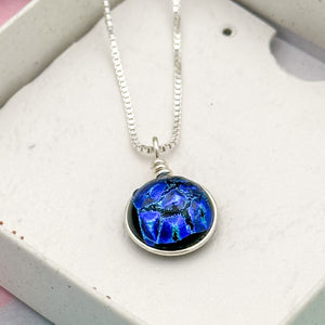 Collier Pendentif dégradé bleu en verre dichroïque - technique Murano