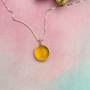 Collier Pendentif jaune transparent en verre dichroïque - technique Murano