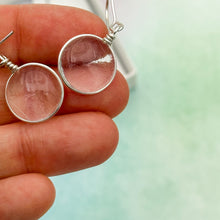 Charger l&#39;image dans la galerie, Boucles d&#39;oreilles en verre transparent - technique Murano
