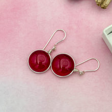 Charger l&#39;image dans la galerie, Boucles d&#39;oreilles en verre transparent rouge - technique Murano
