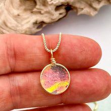 Charger l&#39;image dans la galerie, Collier Pendentif en verre de Murano dichroïque transparent rouge

