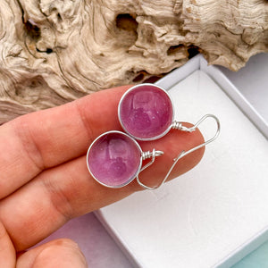 Boucles d'oreilles en verre transparent violet - technique Murano