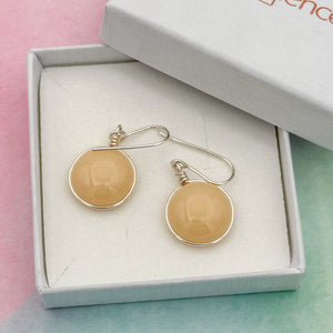 Boucles d'oreilles en verre opaque beige - technique Murano