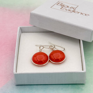 Boucles d'oreilles en verre opaque couleur saumon - technique Murano