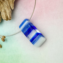 Load image into Gallery viewer, Abstract Line Pendant
