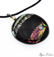 Load image into Gallery viewer, Bijoux-evidence-verre-technique-murano-florence-buhler-atelier-art-france-artisan-createur-cosmos-pendentif-collier
