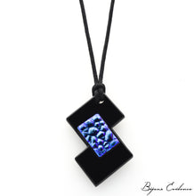 Load image into Gallery viewer, Bijoux-verre-technique-artisan-art-createur-france-bijoux-evidence-florence-buhler-Bauhaus-pendentif
