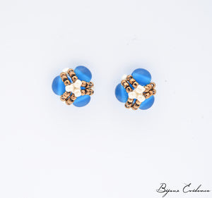 Bijoux-verre-artisan-art-createur-france-bijoux-evidence-florence-buhler-Renaissance-Moyen-Age-Boucle-Oreille-perle-Bleu