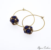 Load image into Gallery viewer, Bijoux-artisan-createur-atelier-art-france-histoire-bijoux-evidence-florence-buhler-Renaissance-Moyen-Age-Boucle-Oreille-perle-lapis-or
