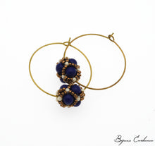 Charger l&#39;image dans la galerie, Bijoux-artisan-createur-atelier-art-france-histoire-bijoux-evidence-florence-buhler-Renaissance-Moyen-Age-Boucle-Oreille-perle-lapis-or
